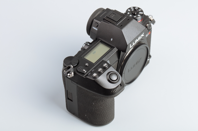 松下全画幅微单s1r,松下全幅无反相机s1评测