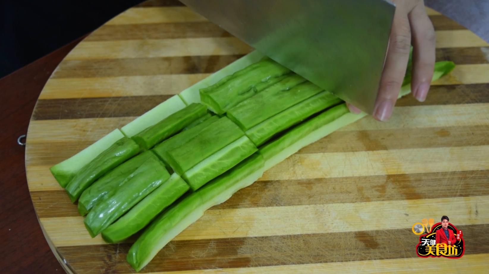 草鱼煮苦瓜怎样做好吃,苦瓜可以和草鱼一起吃吗