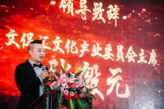 文汇天下，与时俱进，铸新辉煌