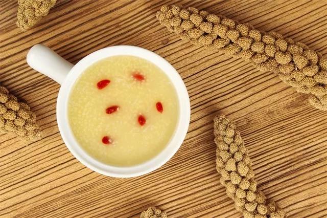 心累吃红豆，脑累吃核桃，眼累吃什么？