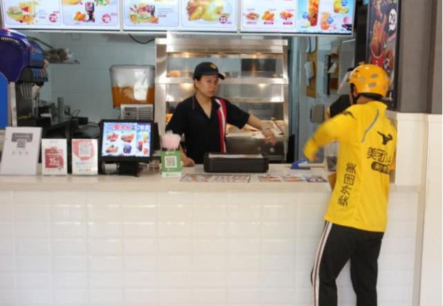 海口外卖小哥月收入多少钱,浙江外卖小哥月收入