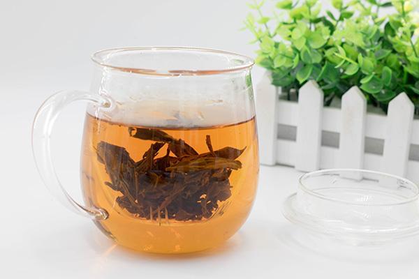 早上起来，嘴巴里异味明显？教你小妙招，让口腔异味消失