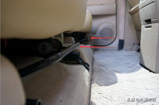 19款丰田汉兰达2.0t四驱尊贵7座,试驾2010款丰田汉兰达