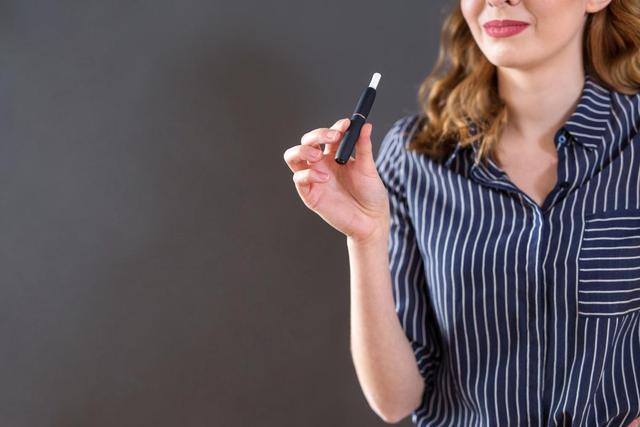 用假烟来戒烟有用吗,能戒烟的烟有用吗