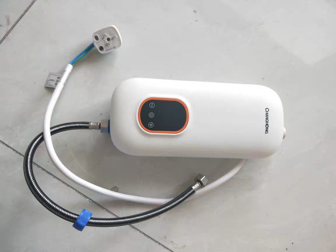 小型热水宝和速热水龙头哪个好,便携热水器水龙头哪个好