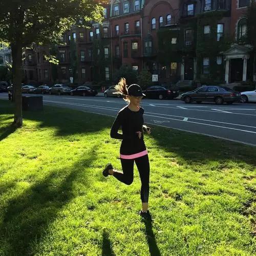 跑步时如何正确调整心率,跑步心率控制跑法