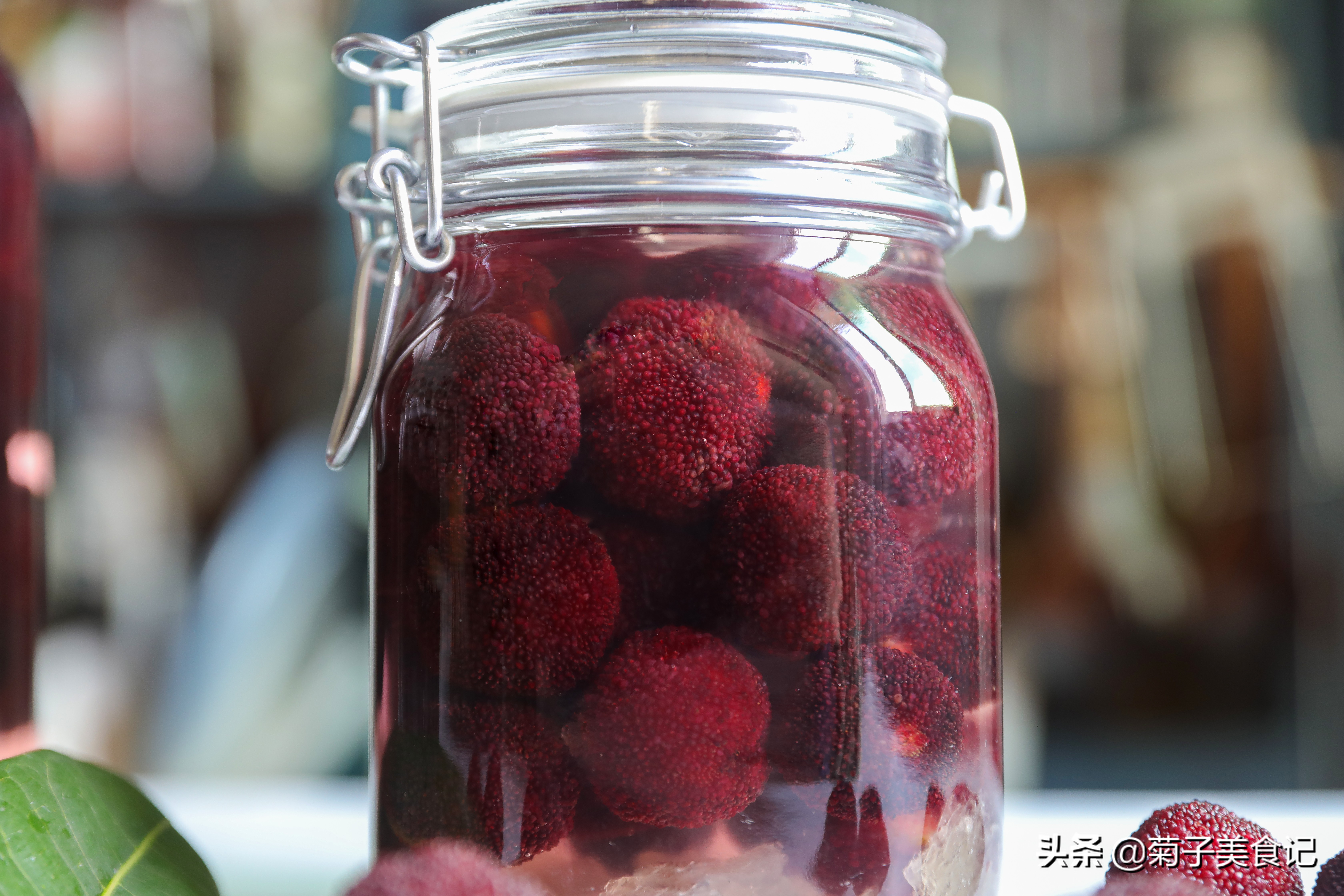 白酒泡杨梅和泡桑葚,白酒泡杨梅的杨梅需要清洗吗