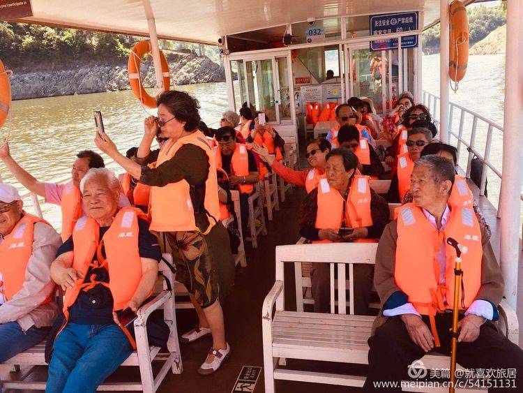 西安银色年华恒大城颐养服务站：为爱出发健康前行瀛湖旅居之旅！