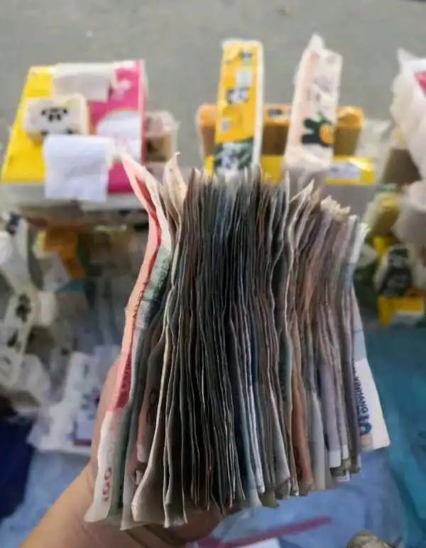 地摊10元3提纸巾进货渠道,3-5块一提的纸巾在网上怎么进货