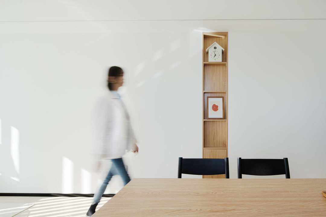 为了安全感，她买下50㎡小公寓！极简装修，一个人也能活出精彩