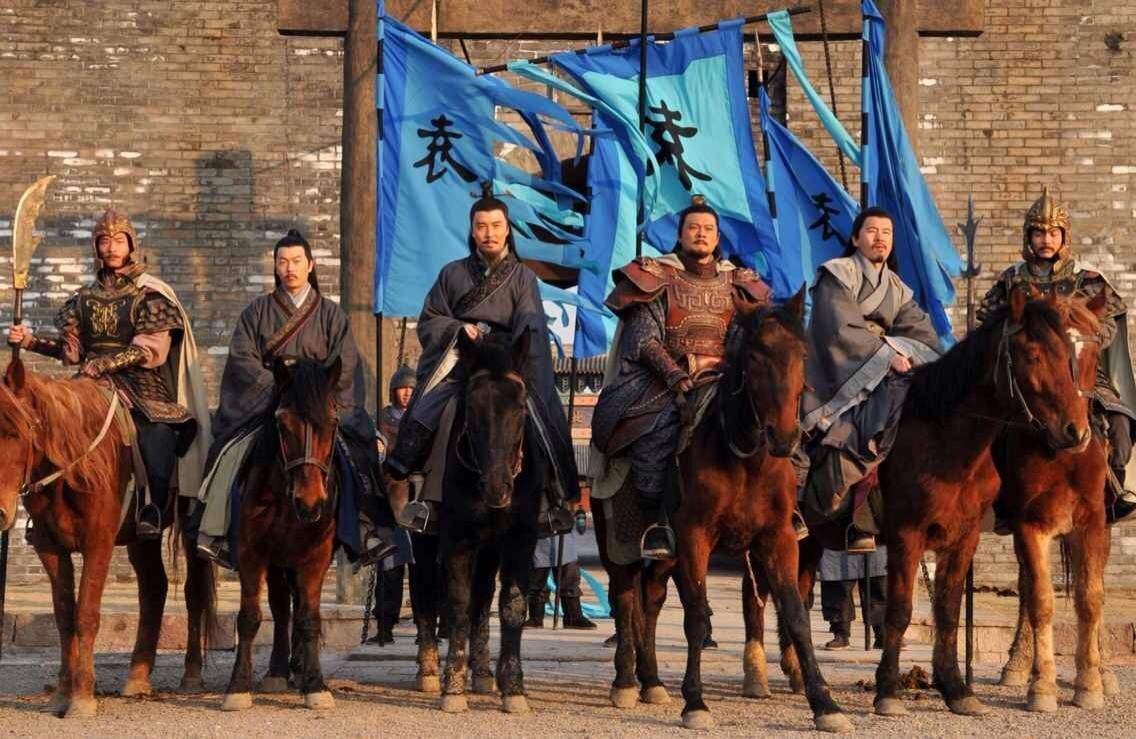 三国“肉票将军”夏侯惇,曹魏势力的二号人物,能力不输荀彧