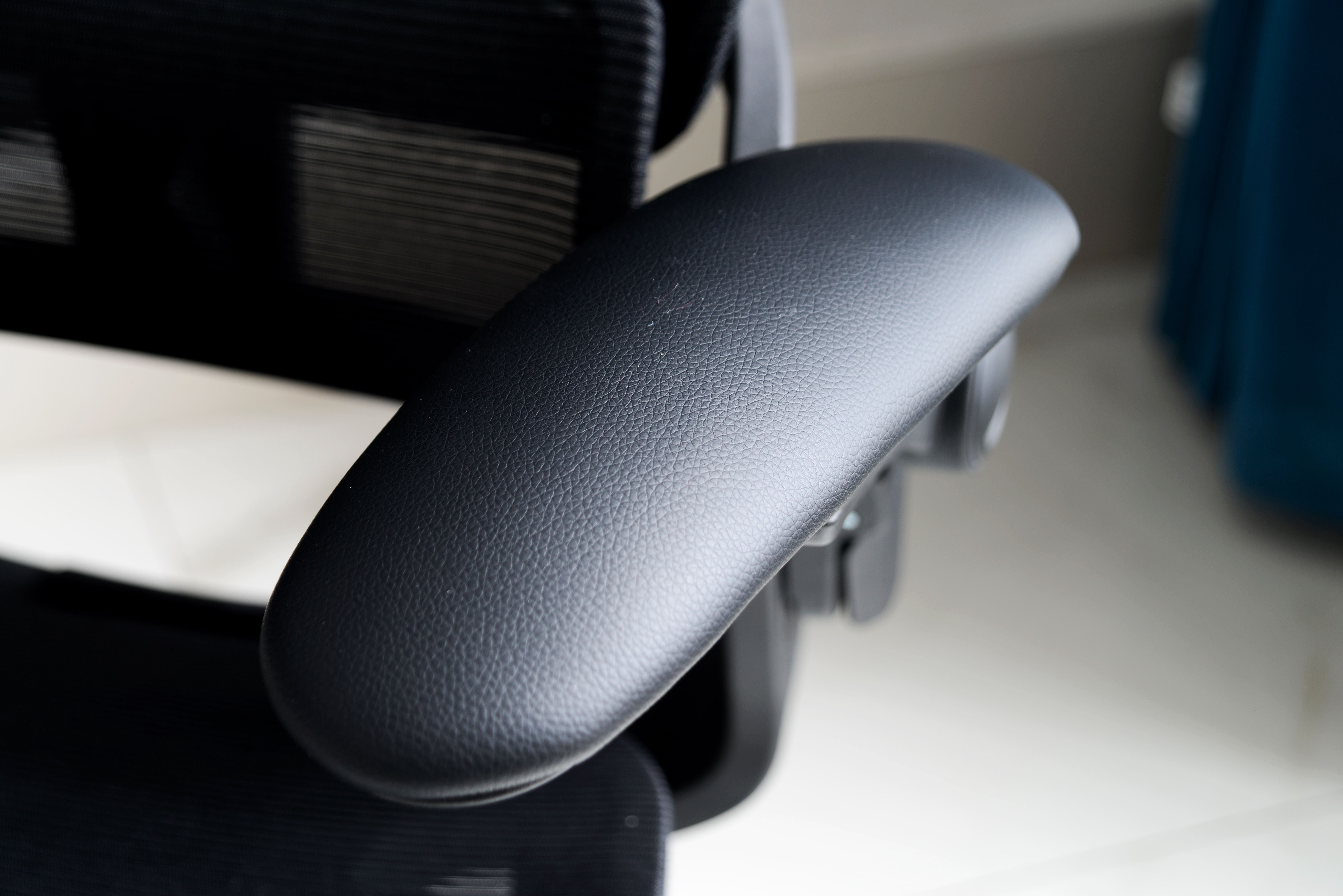 网易严选人体工学椅星舰测评,网易严选星舰椅和探索家哪个好