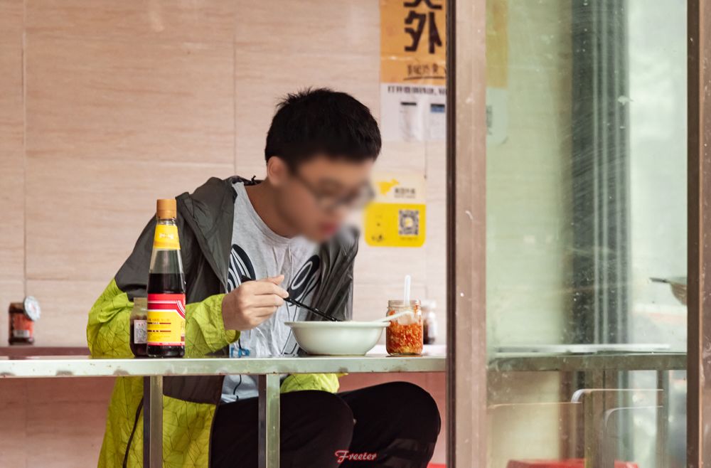 娴峰彛24灏忔椂鏈湴鑰佸瓧鍙风編椋熷簵,娴峰彛鏈哄満缇庨鎺ㄨ崘蹇呭悆