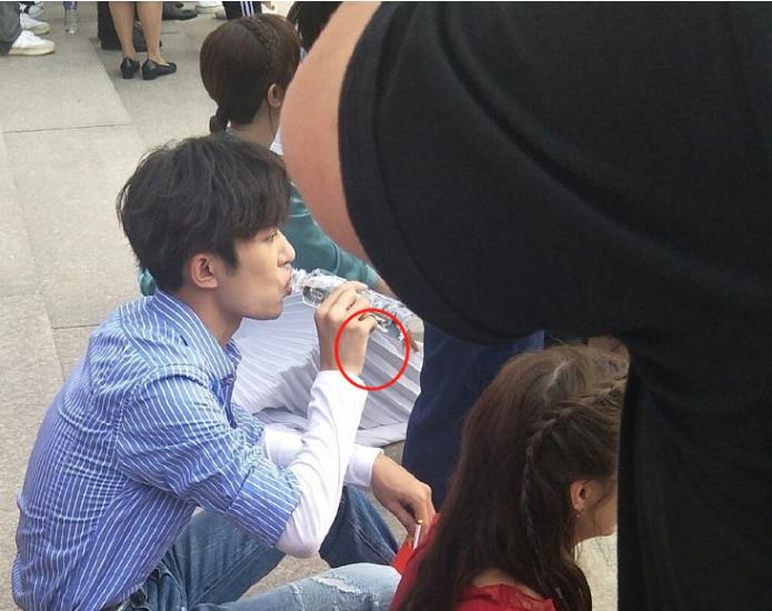 易烊千玺军训消息,易烊千玺路透曝光军训