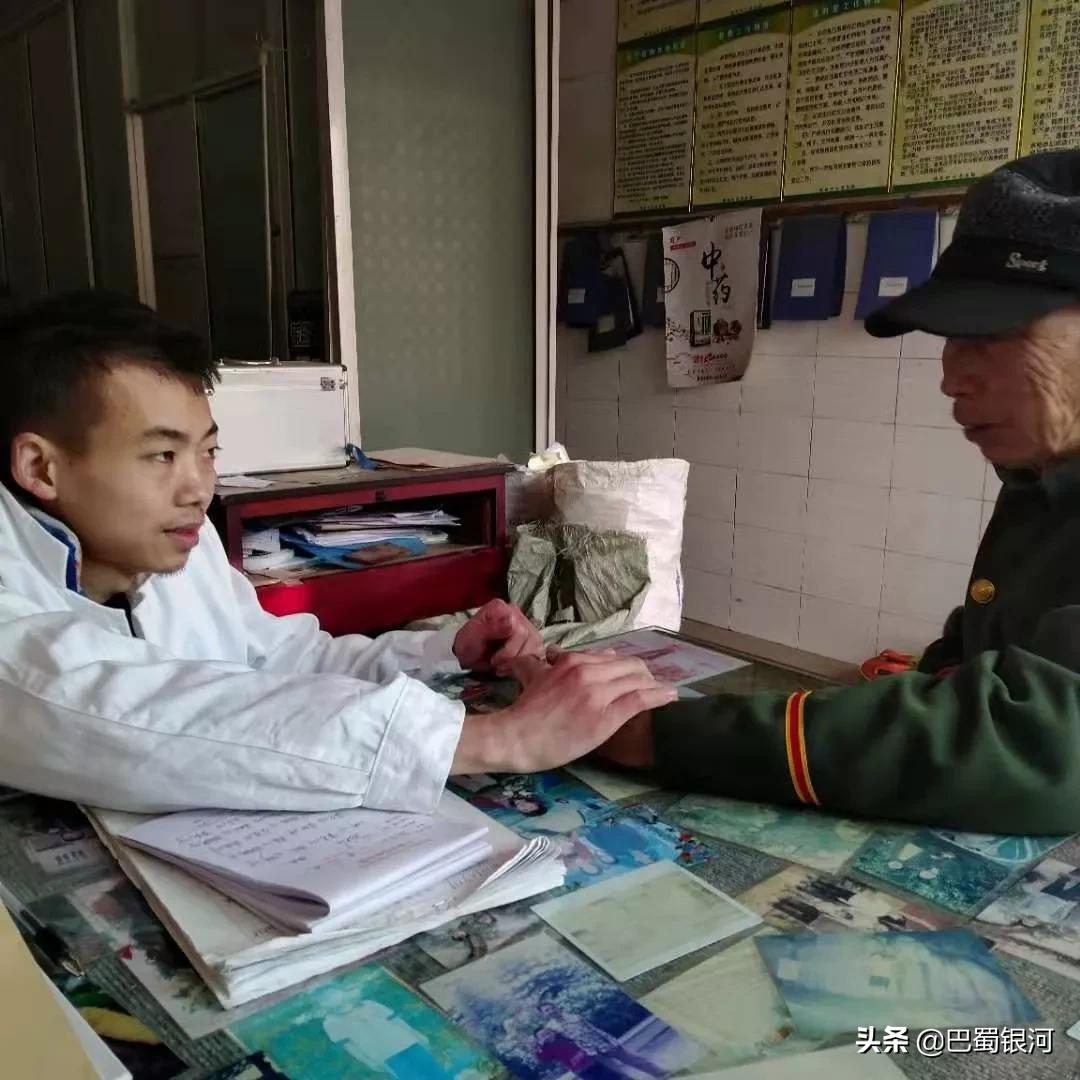 小儿麻痹症残疾夫妻,残疾夫妻生活平淡幸福