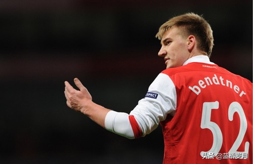 3号前锋足球,3号球衣前锋