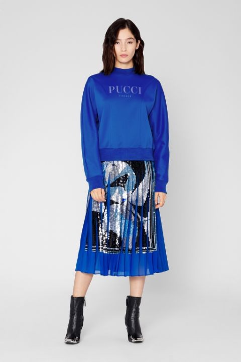 纯色卫衣简单大方,既好看又不失单调的卫衣