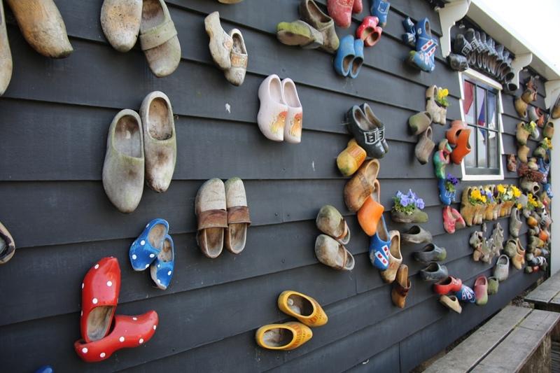 罕见的25面额纸币，17世纪的科学家出现在风车王国的钞票上