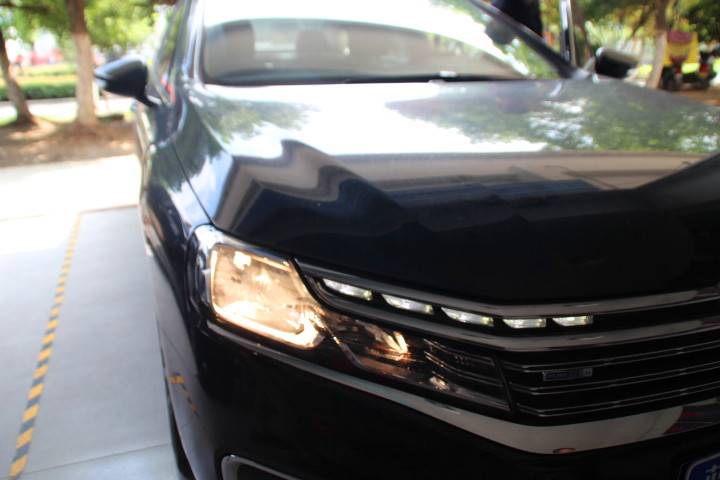 雪铁龙c6卤素灯改led灯效果,雪铁龙c6卤素灯改led灯