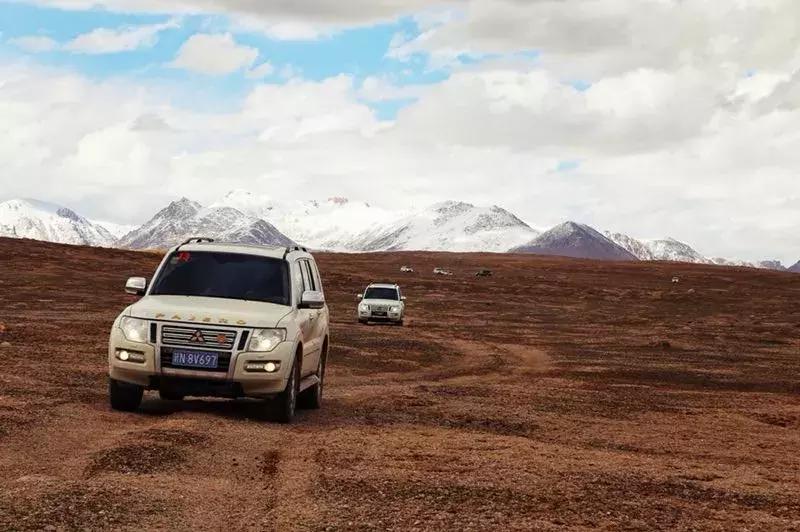 3.0t直列六缸硬派越野车型有哪些 (最便宜的3.0tv6越野车型)