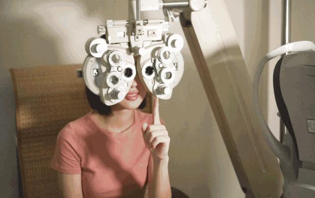 杭州这家店拥有优质的服务，隐形眼镜、老花眼镜的百年老字号企业