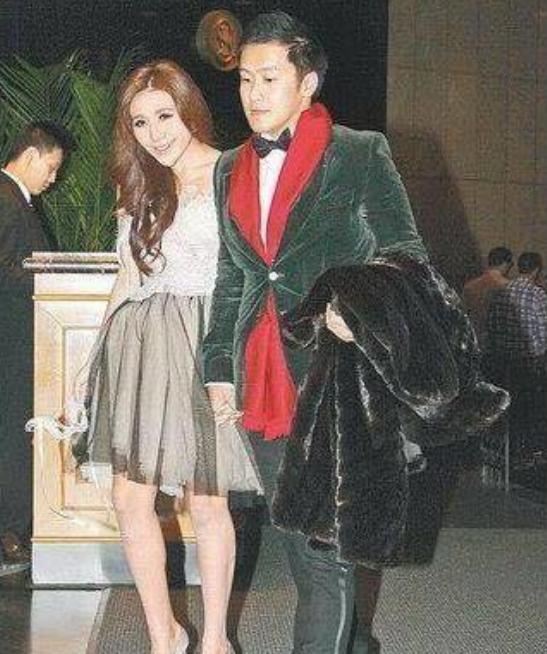 何超盈过往恋情,何超盈爱情史