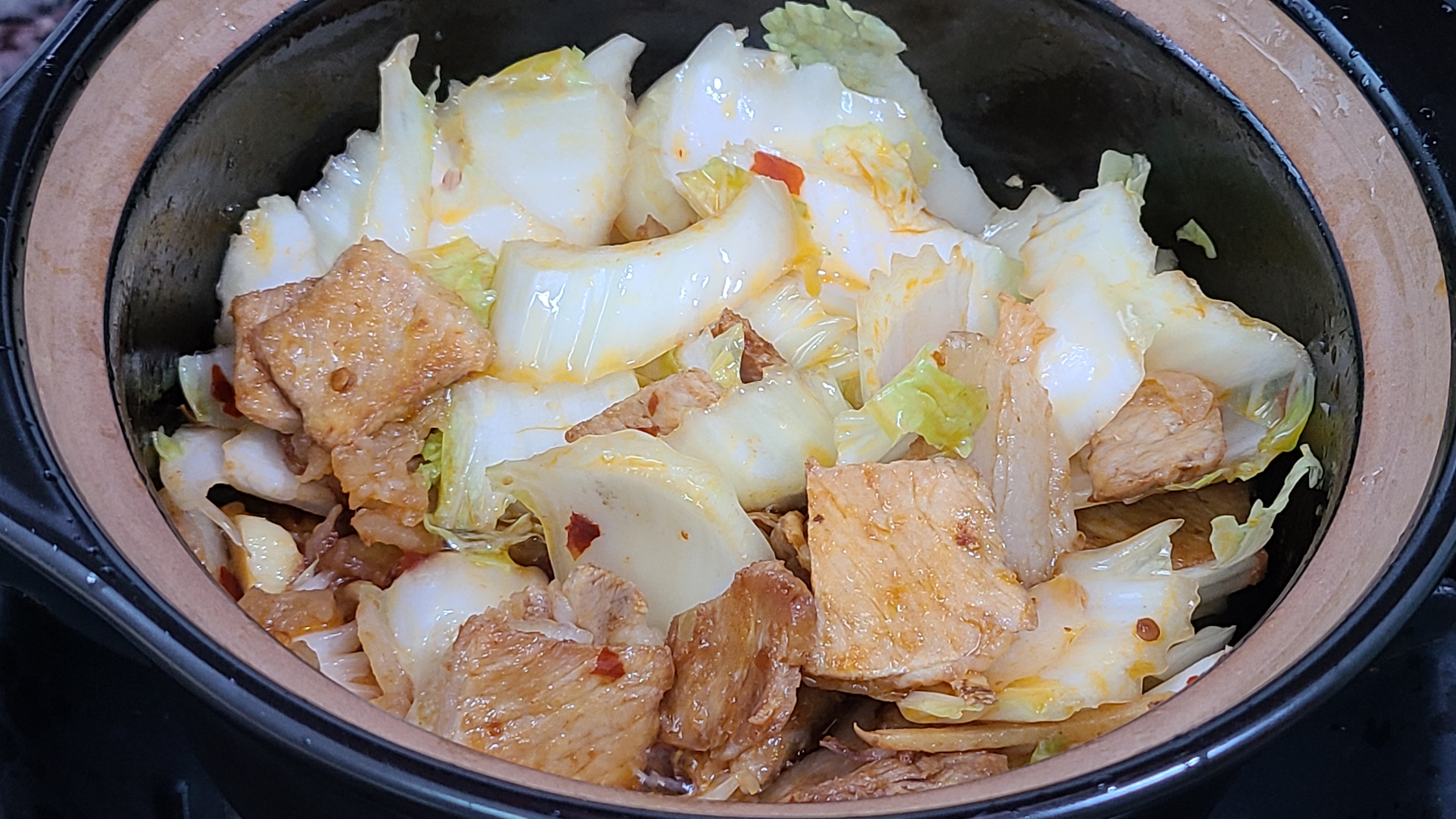 白菜豆腐煲好吃下饭天天吃都不腻,好吃的白菜豆腐煲快来学一下吧