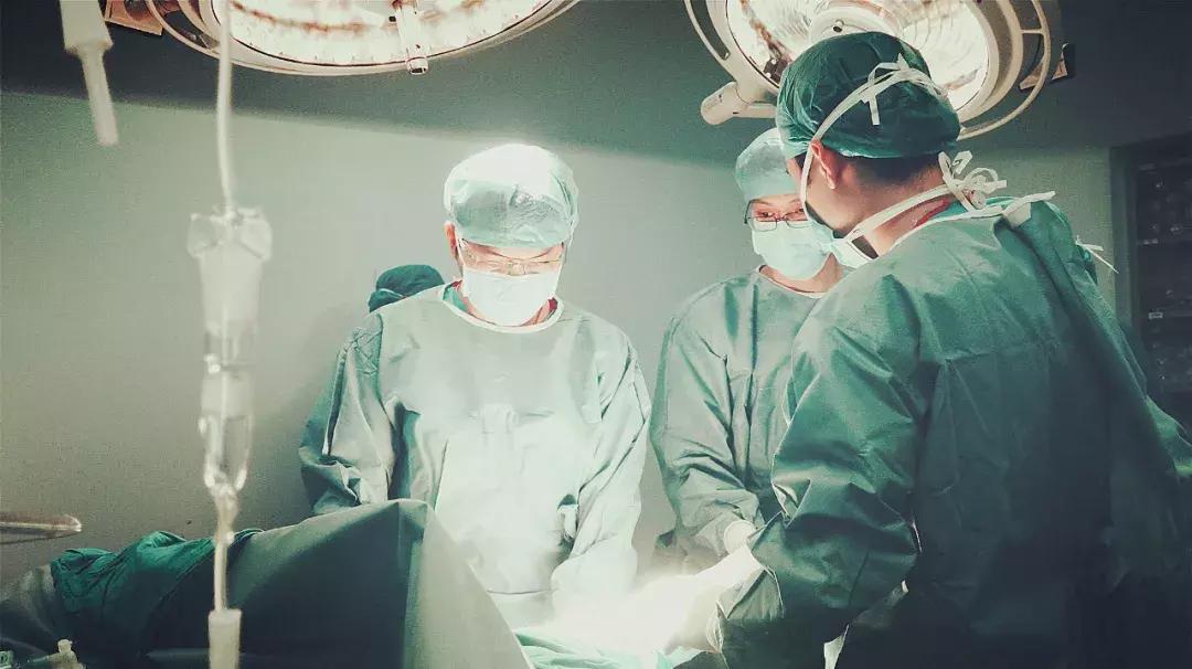 膝关节痛怎么缓解,如何解决膝关节疼痛的问题