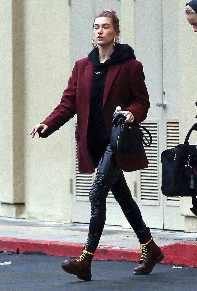 海莉冬季卫衣搭配,海莉穿搭冬季