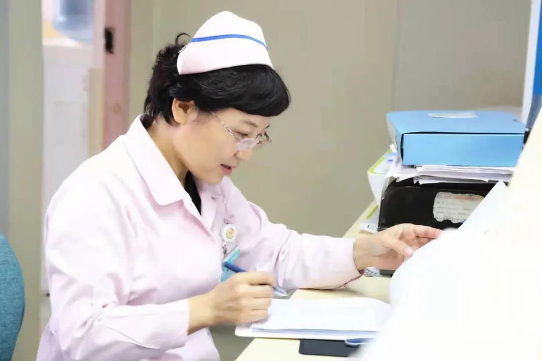 中年成长:这几年,我在临沂“医护圈”采撷的“蜜糖”