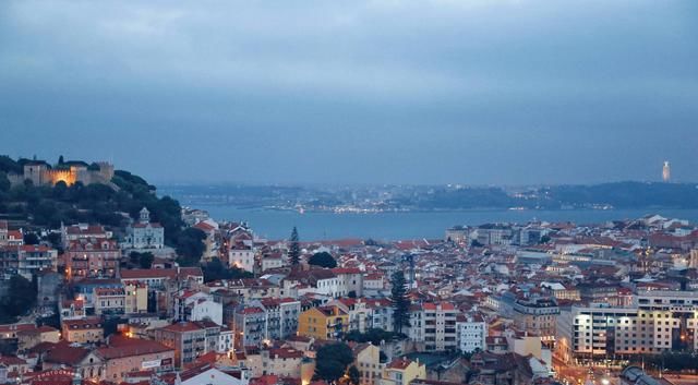 欧洲大陆最西端的景点,欧洲西部沿海风景图