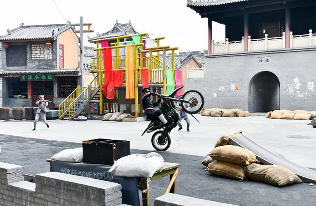 白鹿原影视城和兵马俑哪个更好看,西安白鹿原一日游的绝佳去处