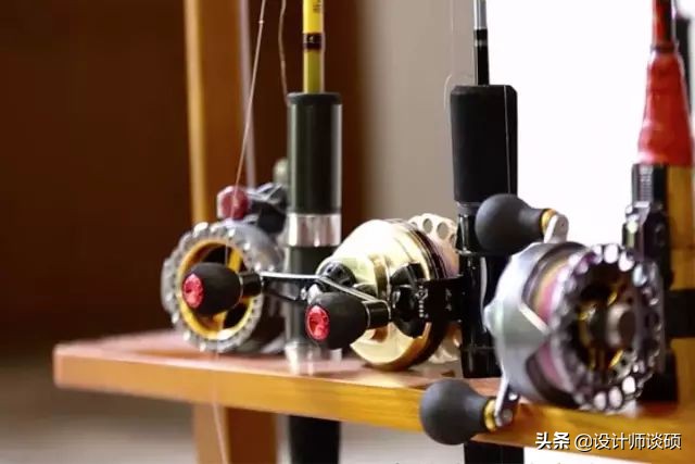 这个40岁大叔为钓鱼租下一座岛,改造破屋成海景房!