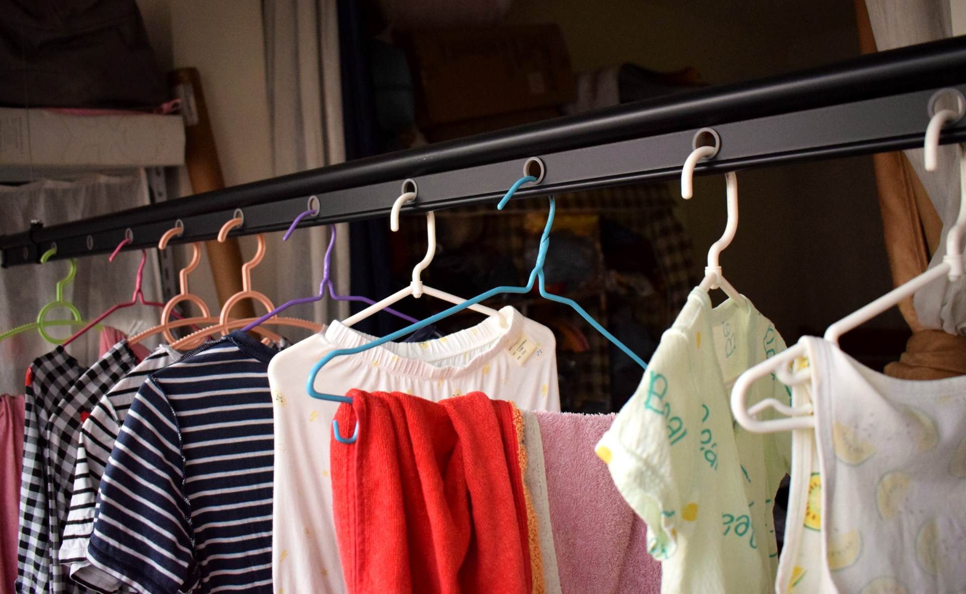 晾衣不踮脚，阳台变明亮，邦先生晾衣架使用感受