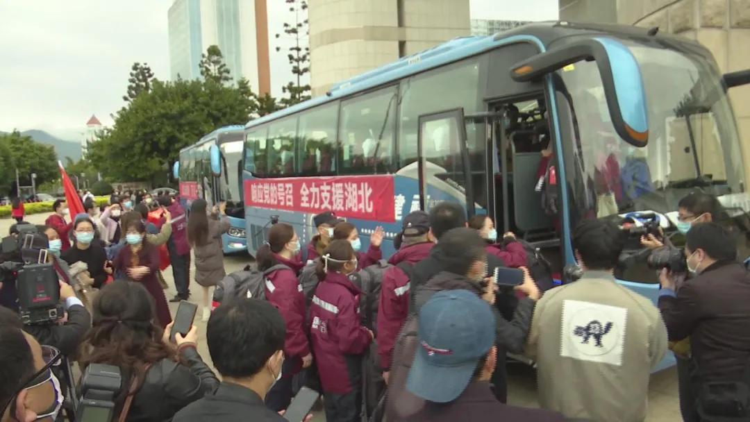 林静优雅仪态训练,林静眼部护理