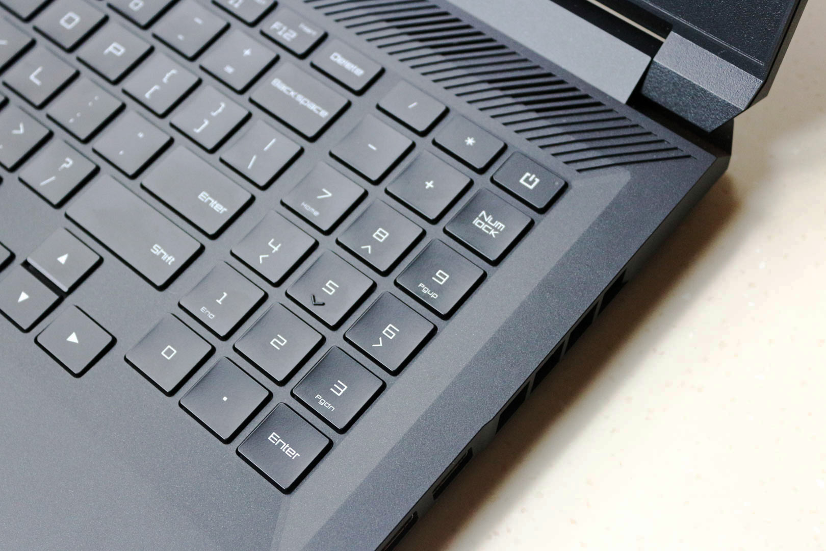 redmig游戏本2022快速入门,redmig游戏本实测