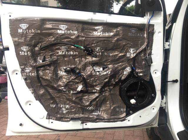 起亚kx3喇叭声音可以改吗,起亚kx3四门隔音自己会做吗