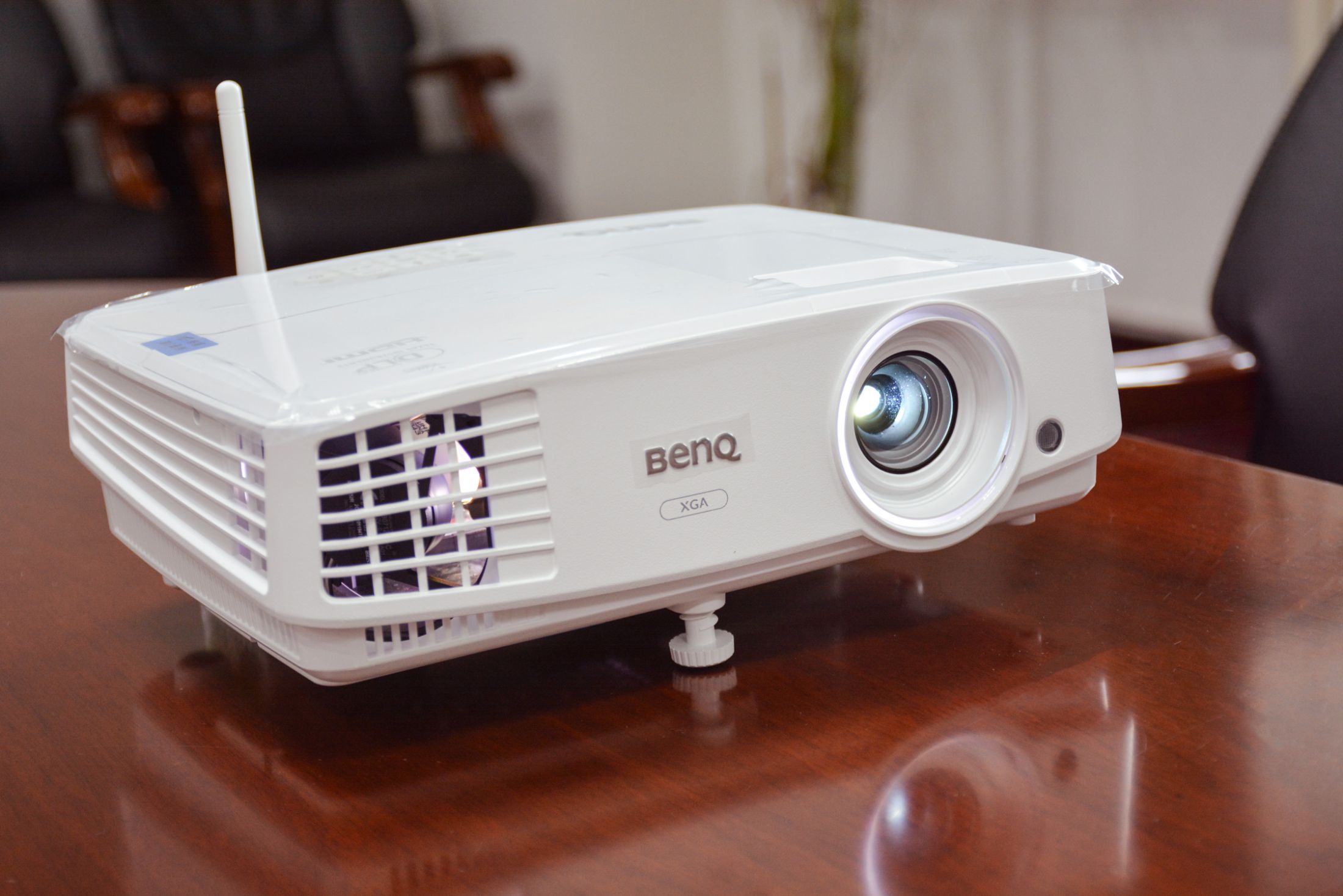 明基投影机E500,明基e500投影机