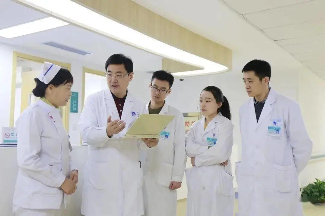 中年成长:这几年,我在临沂“医护圈”采撷的“蜜糖”