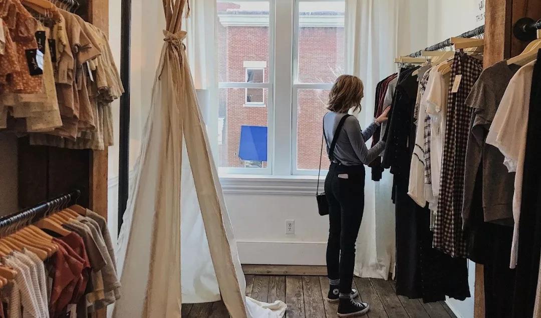 适应了大城市的节奏,适应了大城市的生活