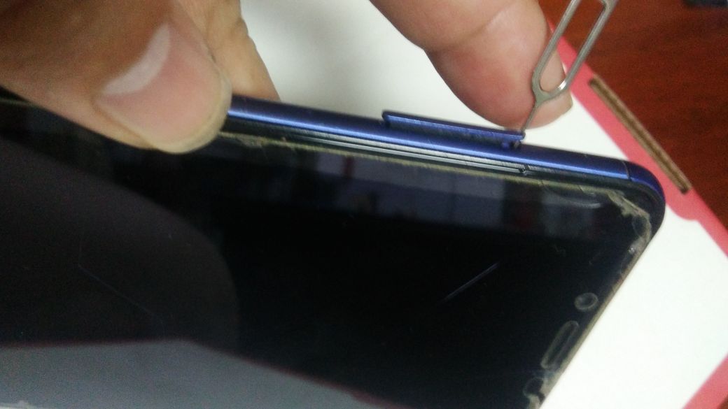 手机换电池维修小技巧视频,手把手教换手机电池