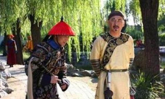 太监拿着拂尘是什么意思,太监手里的拂尘是什么意思