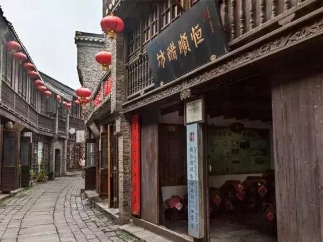 年销量2亿！市民排队“买醋”，食用醋的背后究竟有什么秘密？