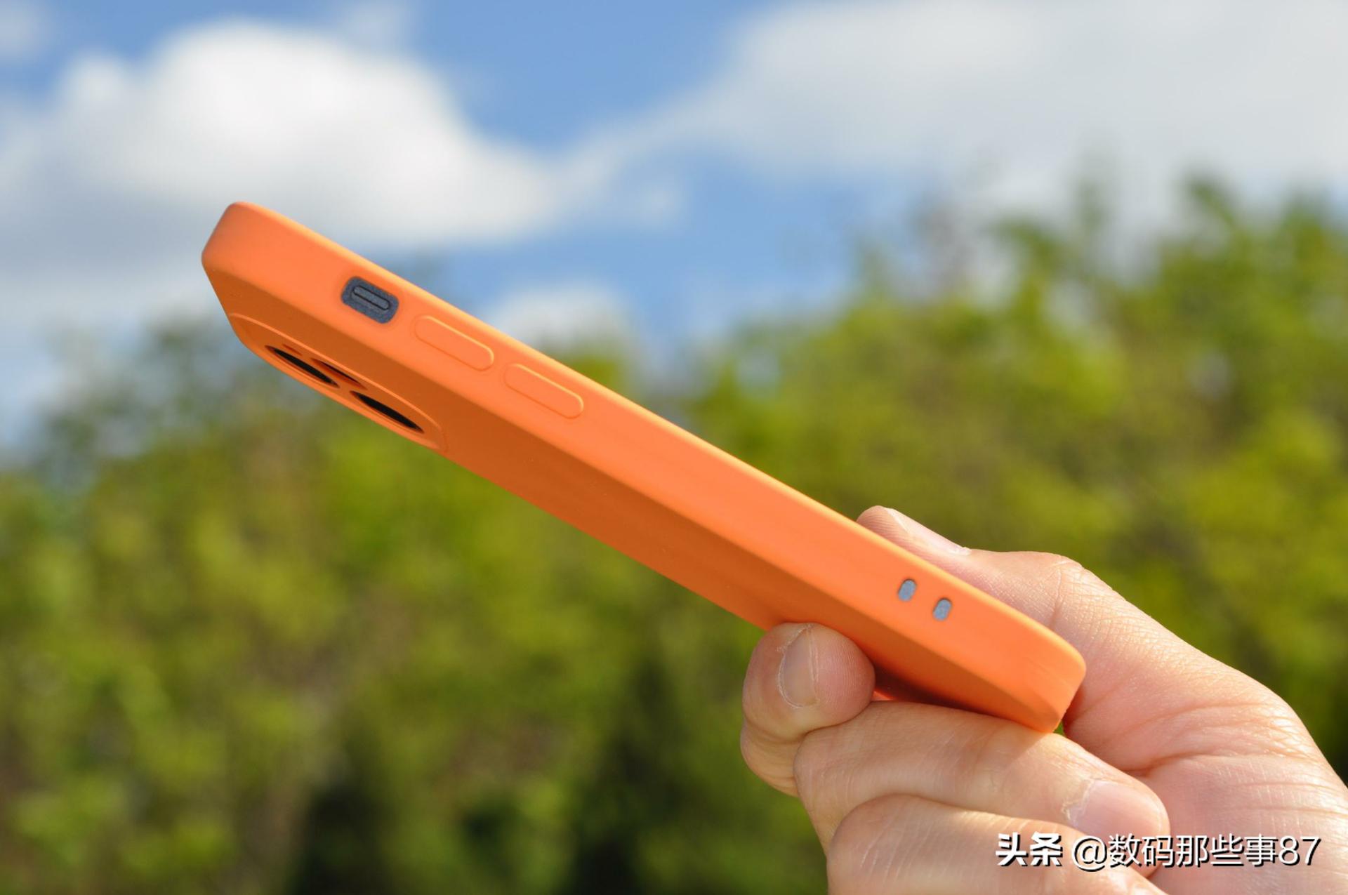 被抖音种草的手机壳,官网透明磁吸手机壳使用感受