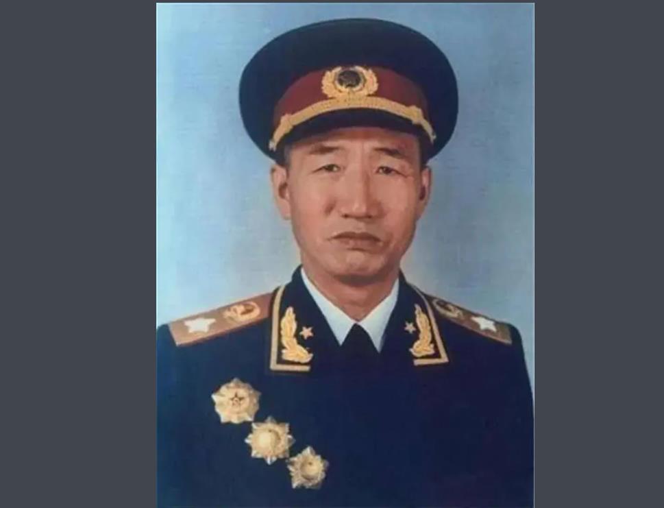 刘志丹牺牲9年后凶手被俘,两年后为何将其释放?事后才知真高明