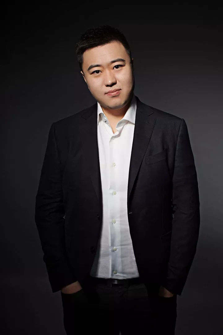 耳根，没落仙侠的扛鼎作家｜不叩魔前不做仙，一念封天在人间