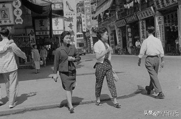 新中国成立初期一穷二白百业待兴,新中国成立时一穷二白纪录片