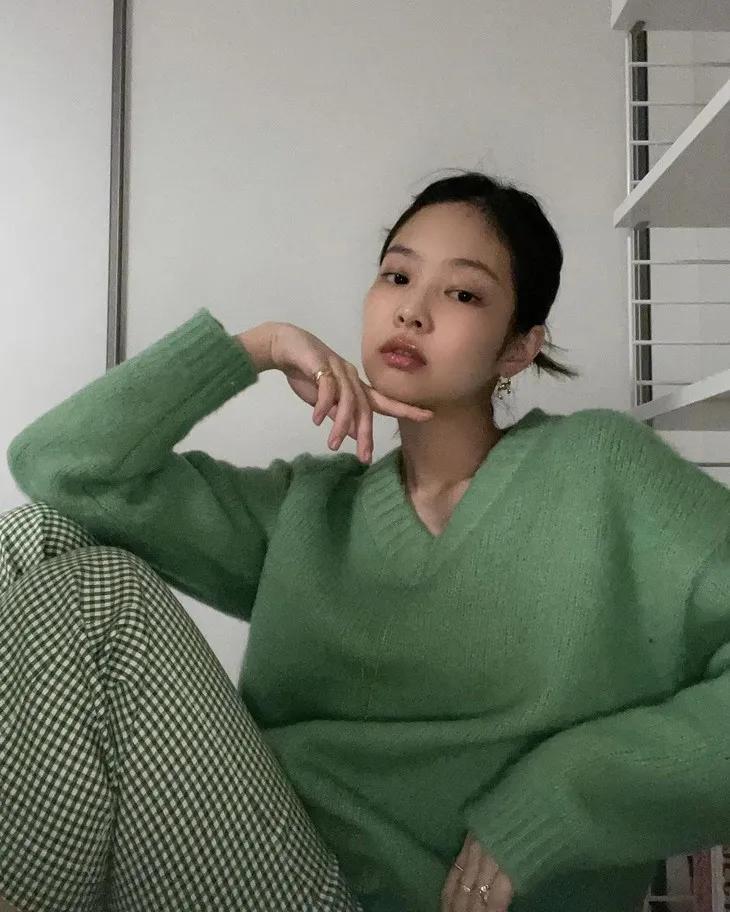 jennie同款提花高领毛衣,jennie同款开衫毛衣