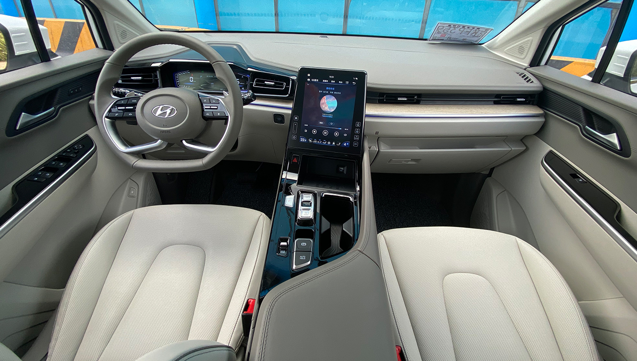 北京现代库斯途2.0t顶配配置,北京现代库斯途几款车型怎么选