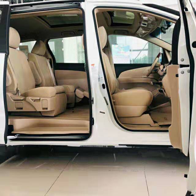 十几年不怎么改款,却依旧耐看2019款丰田大霸王普瑞维亚